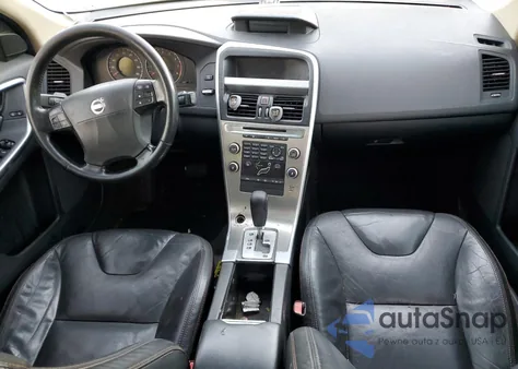 2010 Volvo Xc60 3.2 z USA, uszkodzony, nr VIN YV4982DL3A2062947